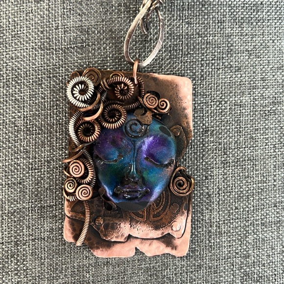 One of a kind goddess copper necklace - Picture 3 of 6